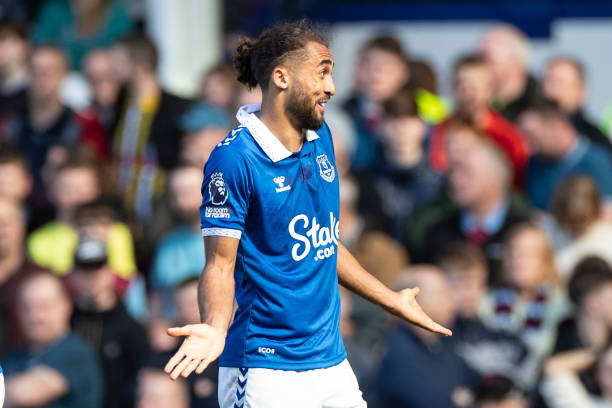 会更是牵动 会更是牵动