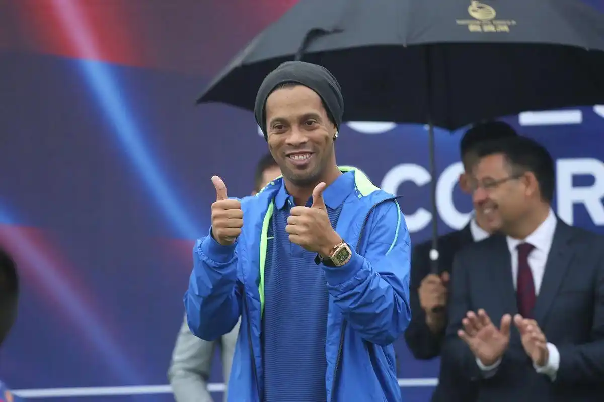 这将使得他 这将使得他